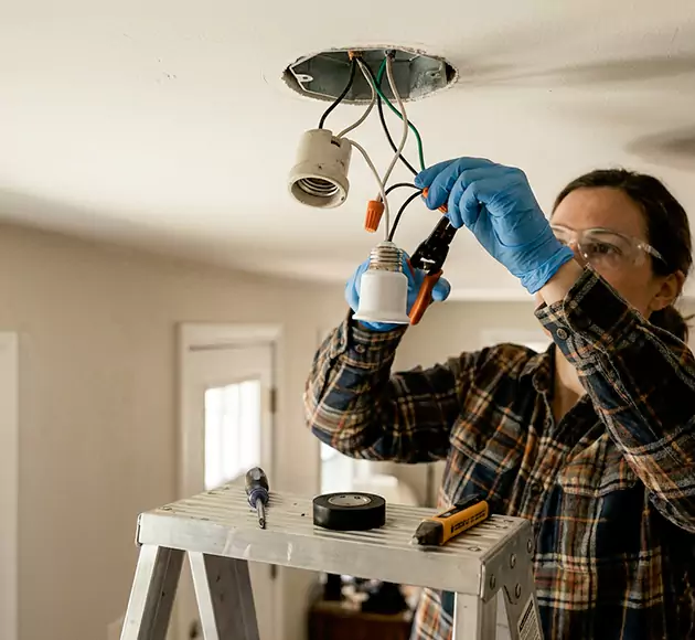 Professional Light Socket Replacement: Your Local Fixture Repair Team in Montgomery, AL